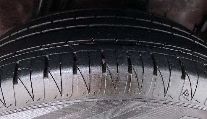 2014 Honda City SV MT PETROL, Petrol, Manual, 77,028 km, Left Rear Tyre Tread