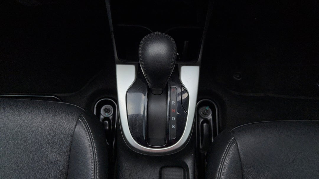 2014 Honda Jazz Vti-l, Automatic, 45756 km, Gear Lever 