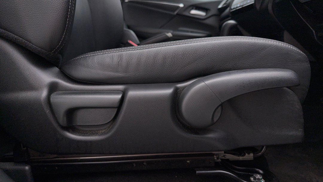 2014 Honda Jazz Vti-l, Automatic, 45756 km, Drivers Side Adjustment Panel