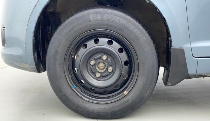 2010 Maruti Swift Dzire VXI, Petrol, Manual, 86,147 km, Left Front Wheel