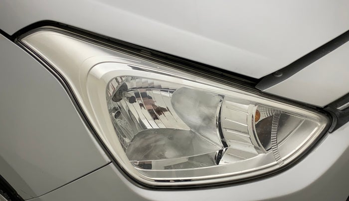 2015 Hyundai Grand i10 SPORTZ 1.2 KAPPA VTVT, Petrol, Manual, 40,409 km, Right headlight - Minor scratches