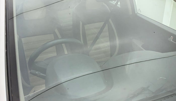2015 Hyundai Grand i10 SPORTZ 1.2 KAPPA VTVT, Petrol, Manual, 40,409 km, Front windshield - Minor spot on windshield
