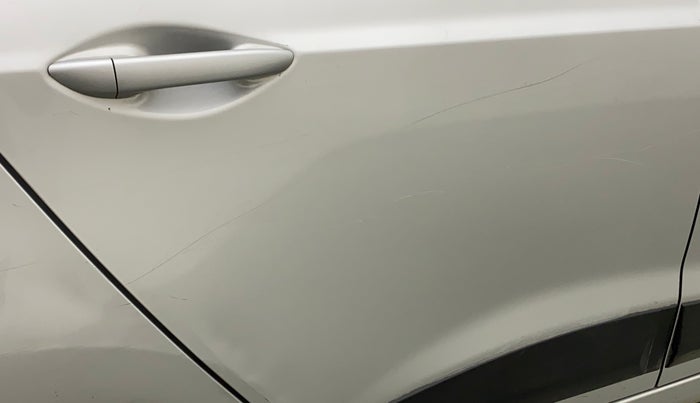 2015 Hyundai Grand i10 SPORTZ 1.2 KAPPA VTVT, Petrol, Manual, 40,409 km, Right rear door - Minor scratches