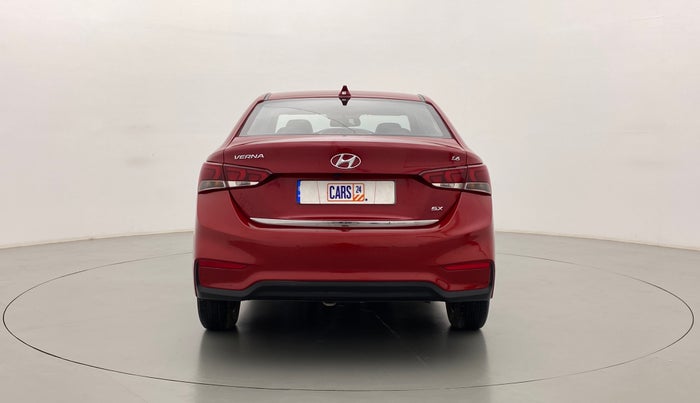2018 Hyundai Verna 1.6 SX VTVT, Petrol, Manual, 23,456 km, Back/Rear