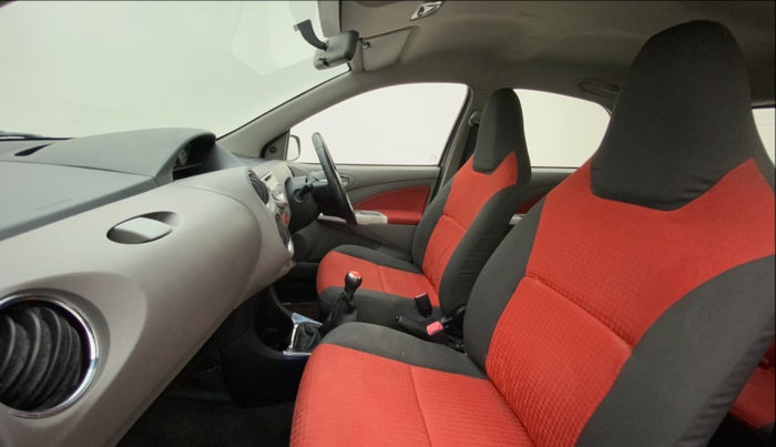 2011 Toyota Etios Liva VX, Petrol, Manual, 43,535 km, Right Side Front Door Cabin