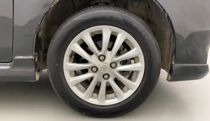 2011 Toyota Etios Liva VX, Petrol, Manual, 43,535 km, Right Front Wheel