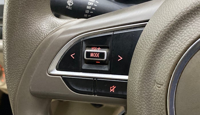 2020 Maruti Ertiga VXI SHVS, Petrol, Manual, 35,480 km, Steering wheel - Sound system control not functional