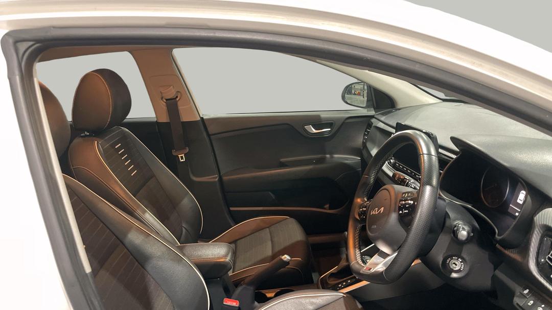 2021 Kia Rio Gt-line, Automatic, 53745 km, Right Side Front Door Cabin View