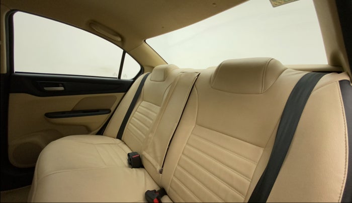 2022 Honda Amaze 1.2L I-VTEC S, Petrol, Manual, 7,170 km, Right Side Rear Door Cabin