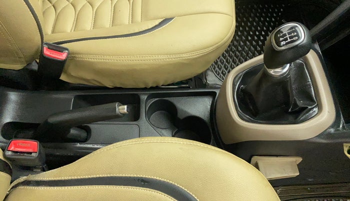2014 Hyundai Xcent S 1.2, Petrol, Manual, 96,310 km, Gear Lever