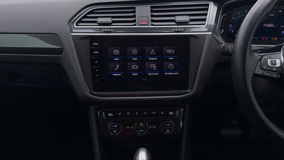 2019 Volkswagen Tiguan 162 Tsi Highline, Automatic, 64356 km, Center Console