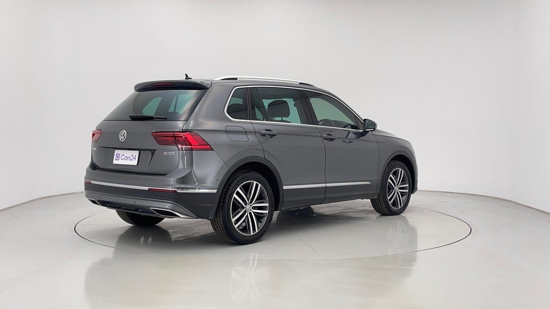 2019 Volkswagen Tiguan 162 Tsi Highline, Automatic, 64356 km, Right Back Diagonal (45- Degree) View