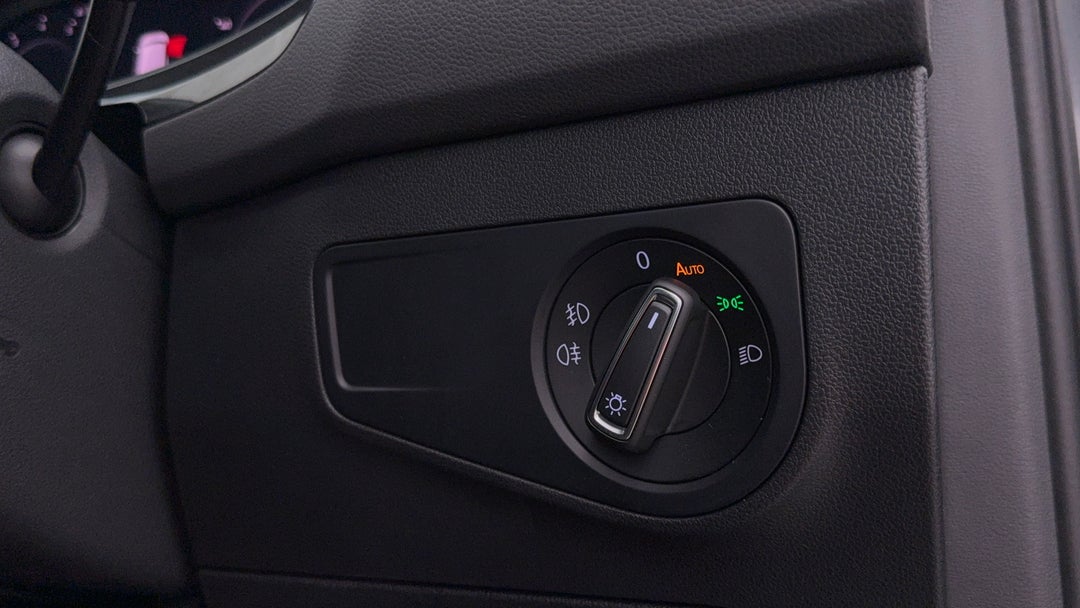 2019 Volkswagen Tiguan 162 Tsi Highline, Automatic, 64356 km, Utility Switches/Buttons