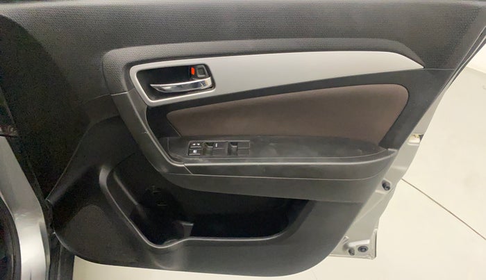 2022 Toyota URBAN CRUISER PREMIUM GRADE AT, Petrol, Automatic, 34,486 km, Driver Side Door Panels Control