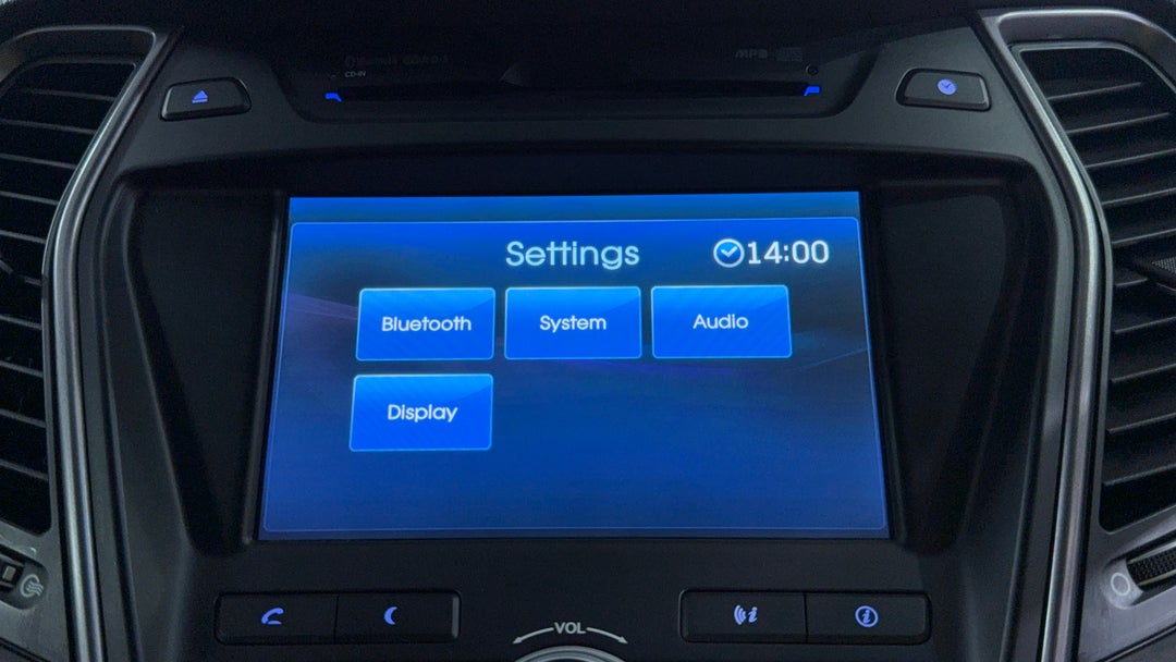 2013 Hyundai Santa Fe Highlander Crdi (4x4), Automatic, 140332 km, Infotainment System