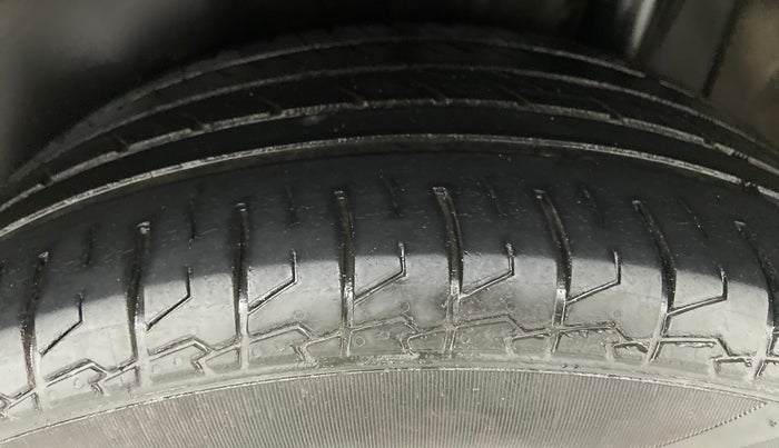 2018 Maruti S Cross ZETA 1.3 SHVS, Diesel, Manual, 22,993 km, Left Rear Tyre Tread
