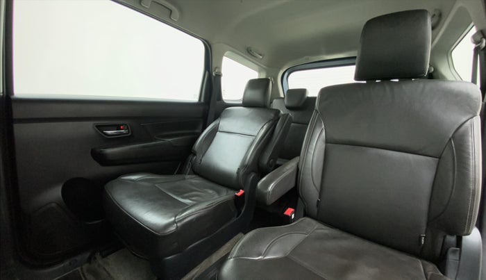 2019 Maruti XL6 ALPHA AT, CNG, Automatic, 96,827 km, Reclining Back Row Seats