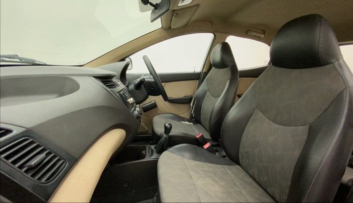 2012 Hyundai Eon D-LITE+, Petrol, Manual, 35,119 km, Right Side Front Door Cabin
