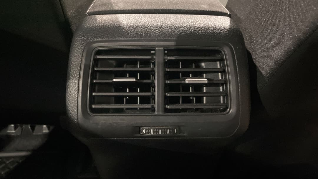 2018 Volkswagen Golf 110 Tsi Trendline, Automatic, 52166 km, Rear A/C Vent