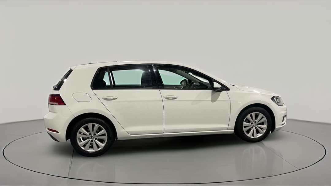 2018 Volkswagen Golf 110 Tsi Trendline, Automatic, 52166 km, Right Side View
