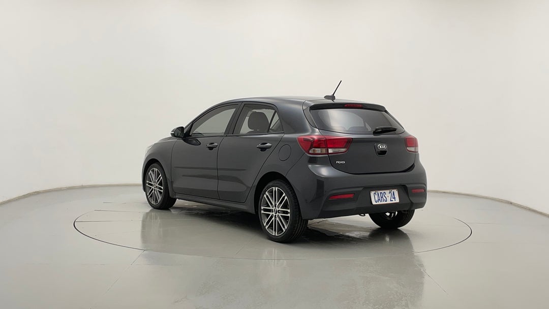 Left Back Diagonal (45- Degree) View