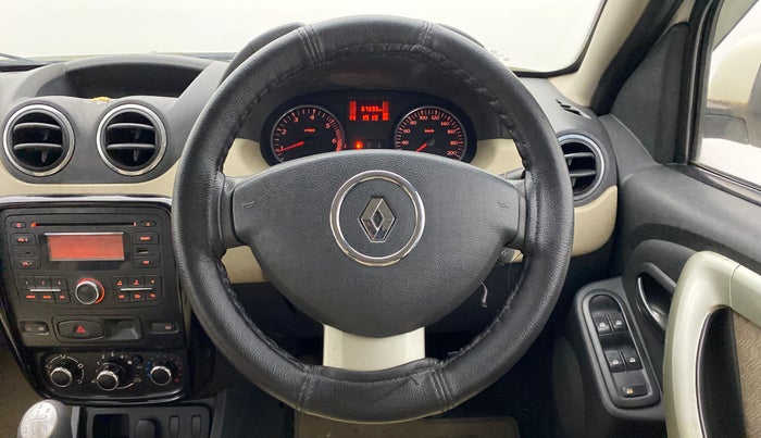2014 Renault Duster 85 PS RXL, Diesel, Manual, 67,733 km, Steering Wheel Close Up