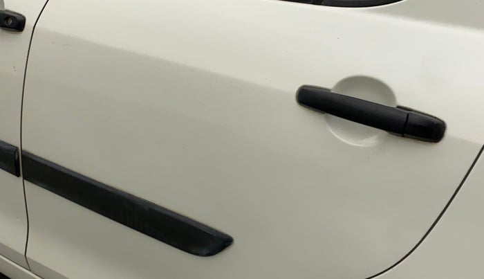 2011 Maruti Swift LXI, Petrol, Manual, 58,036 km, Rear left door - Minor scratches