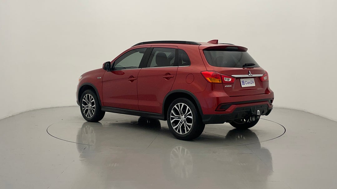 Left Back Diagonal (45- Degree) View