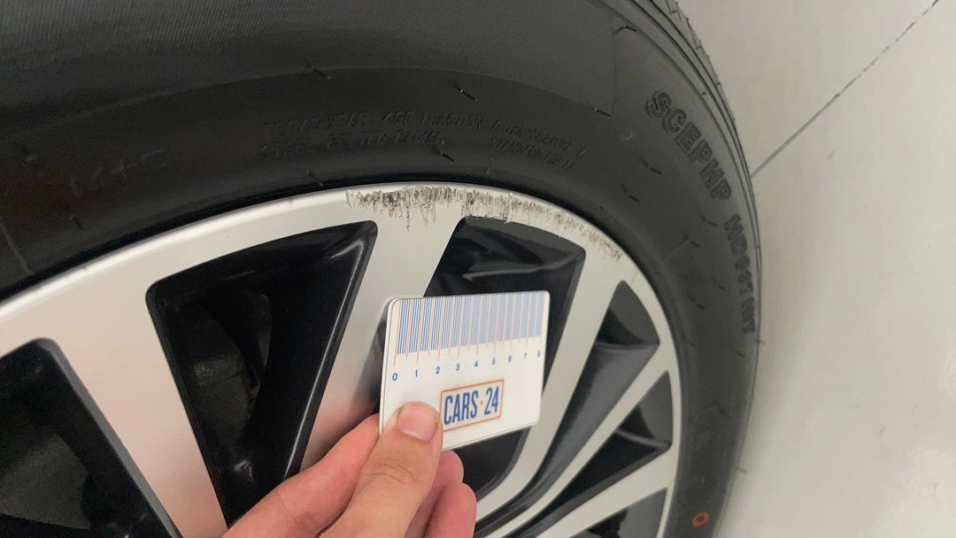 Wheels Rim Rear LHS Scuff