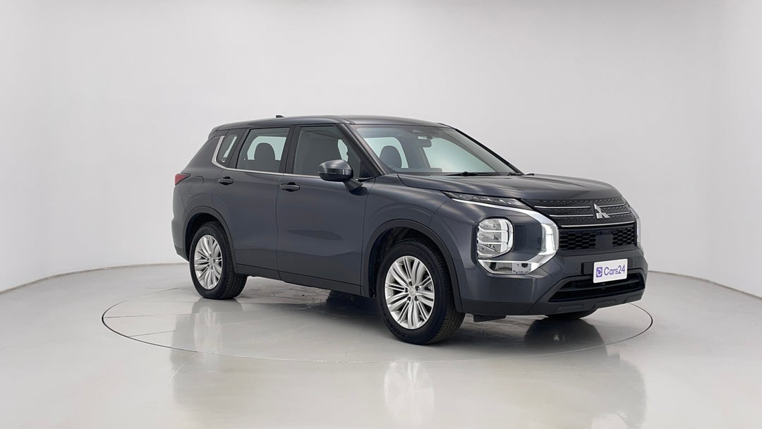 2024 Mitsubishi Outlander Es 5 Seat (2WD), Automatic, 53978 km, Right Front Diagonal (45- Degree) View