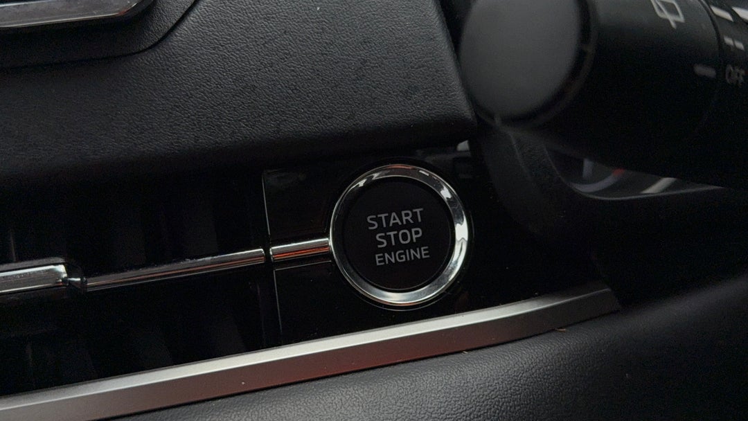 2024 Mitsubishi Outlander Es 5 Seat (2WD), Automatic, 53978 km, Keyless / Button Start