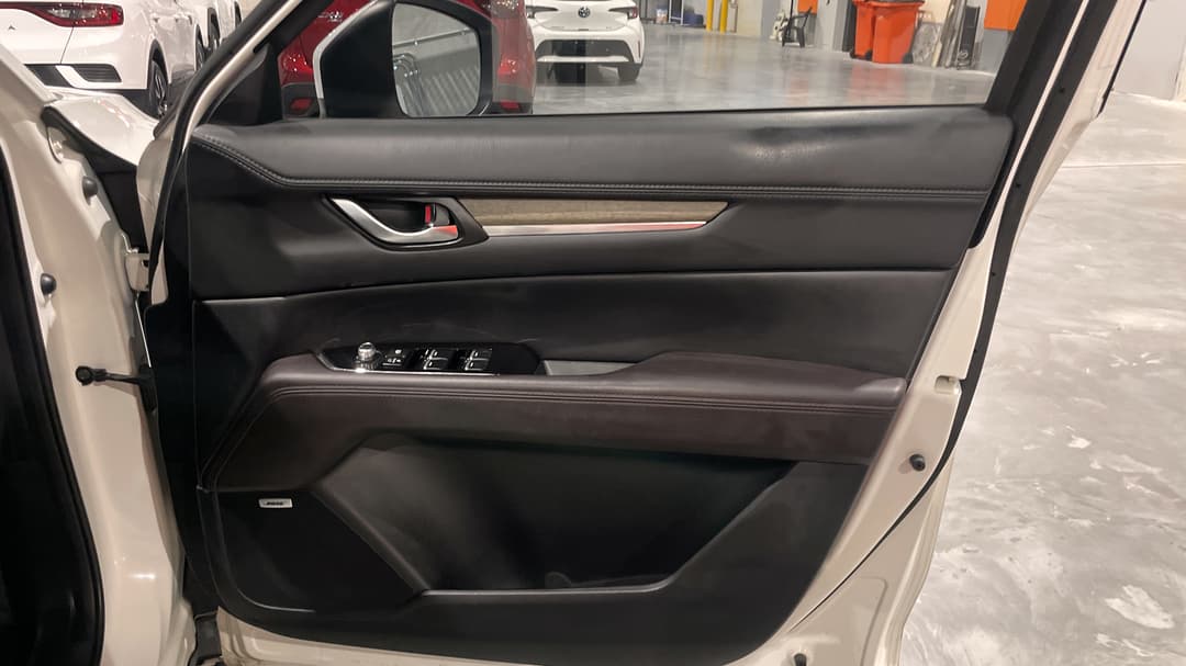 2023 Mazda CX-5 Akera (AWD), Automatic, 48960 km, Speaker View