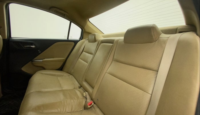 2016 Honda City 1.5L I-VTEC VX, CNG, Manual, 94,658 km, Right Side Rear Door Cabin