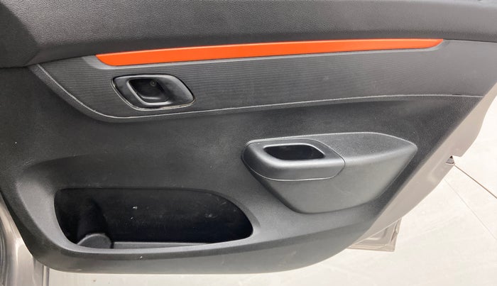 2019 Renault Kwid CLIMBER 1.0, Petrol, Manual, 43,183 km, Driver Side Door Panels Control