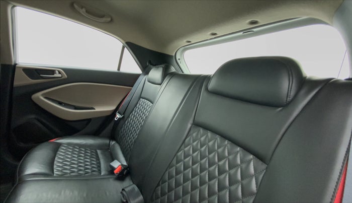 2015 Hyundai Elite i20 SPORTZ 1.2, Petrol, Manual, 54,629 km, Right Side Rear Door Cabin