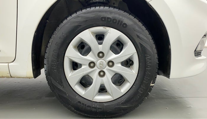 2015 Hyundai Elite i20 SPORTZ 1.2, Petrol, Manual, 54,629 km, Right Front Wheel