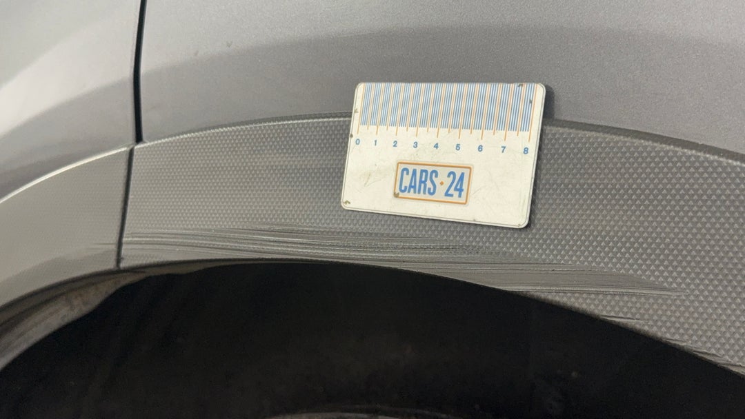 2024 Subaru Forester 2.5i (awd), Automatic, 50787 km, Mud guard Front RHS Scratch