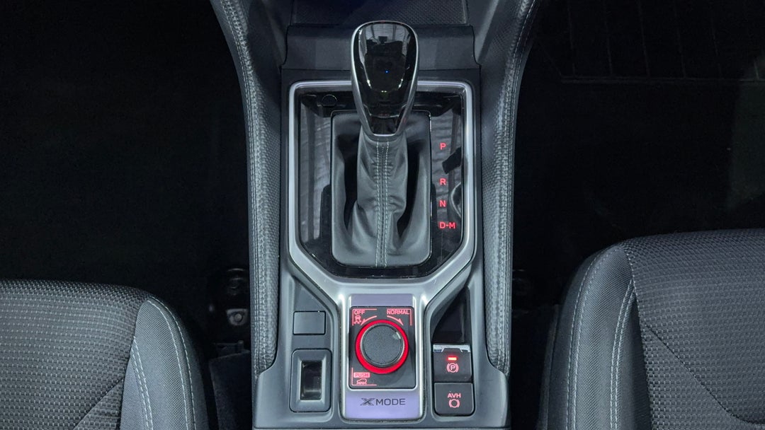 2024 Subaru Forester 2.5i (awd), Automatic, 50787 km, Gear Lever 