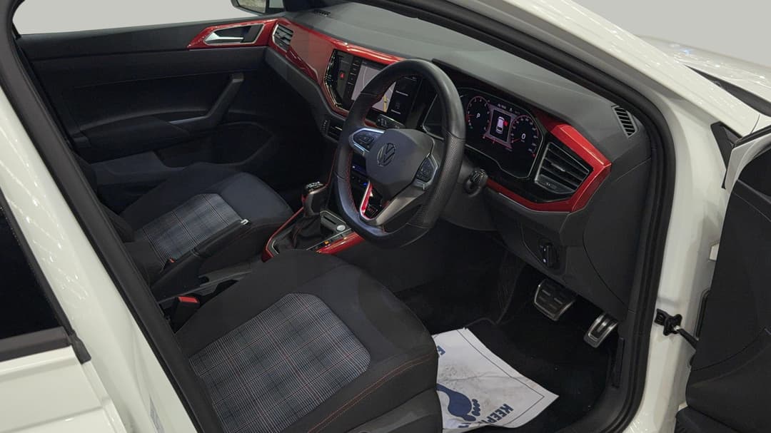 2024 Volkswagen Polo Gti, Automatic, 33525 km, Right Side Front Door Cabin View
