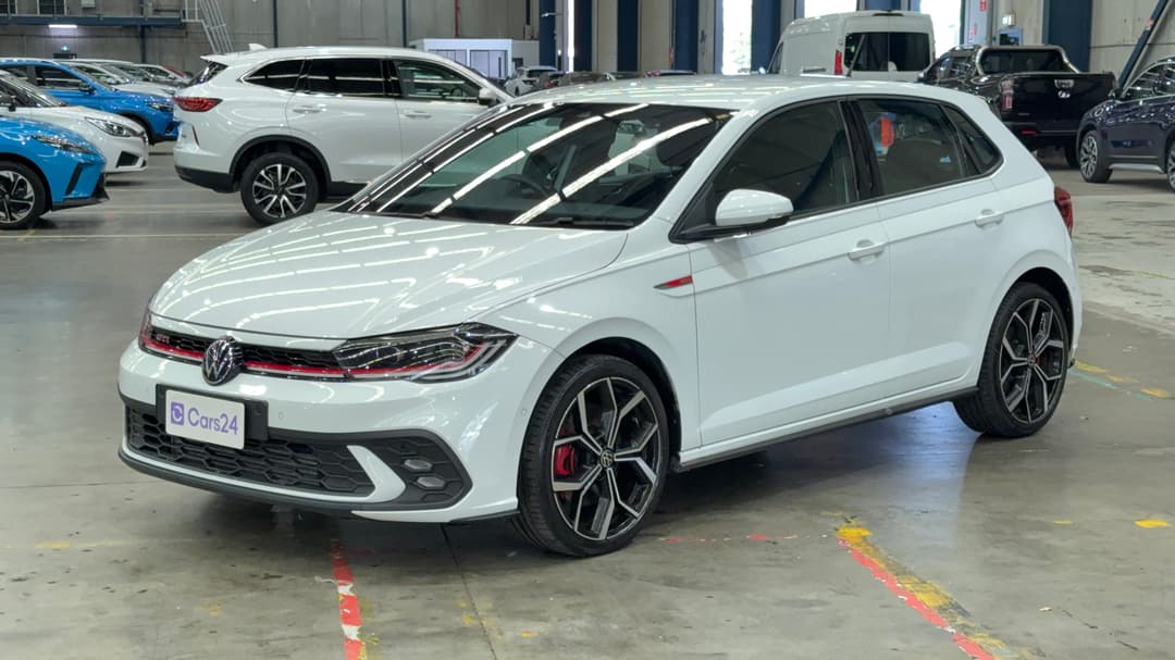 2024 Volkswagen Polo Gti, Automatic, 33525 km, Left Front Diagonal (45- Degree) View