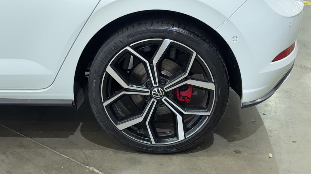 2024 Volkswagen Polo Gti, Automatic, 33525 km, Left Rear Wheel