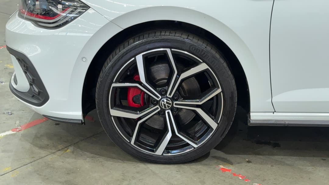 2024 Volkswagen Polo Gti, Automatic, 33525 km, Left Front Wheel