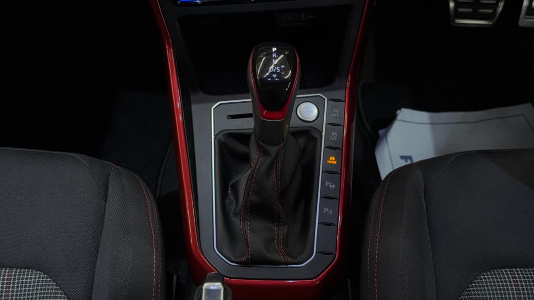 2024 Volkswagen Polo Gti, Automatic, 33525 km, Gear Lever 