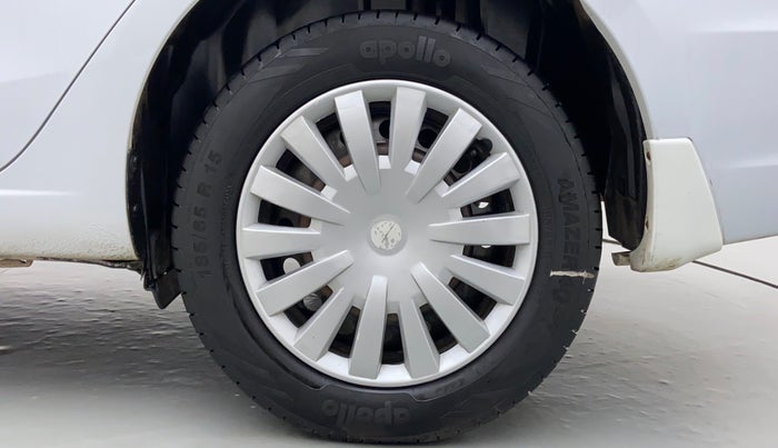 2014 Maruti Ciaz VDI, Diesel, Manual, 1,36,455 km, Left Rear Wheel
