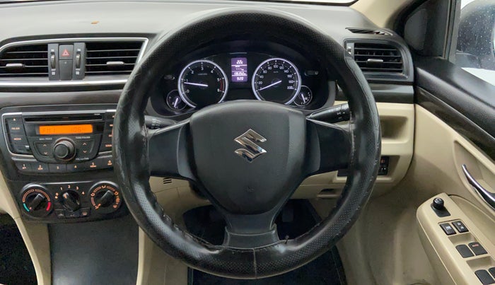 2014 Maruti Ciaz VDI, Diesel, Manual, 1,36,455 km, Steering Wheel Close Up