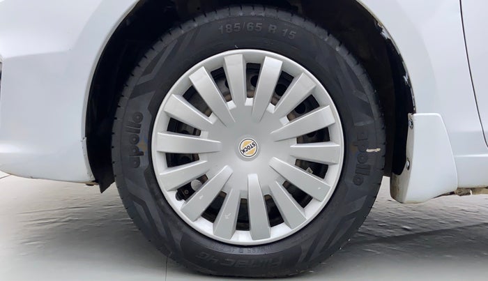 2014 Maruti Ciaz VDI, Diesel, Manual, 1,36,455 km, Left Front Wheel