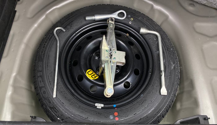 2018 Maruti Swift ZXI, Petrol, Manual, 36,509 km, Spare Tyre
