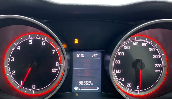 2018 Maruti Swift ZXI, Petrol, Manual, 36,509 km, Odometer Image
