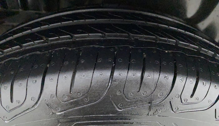 2012 Maruti Swift Dzire VXI, Petrol, Manual, 41,710 km, Right Front Tyre Tread