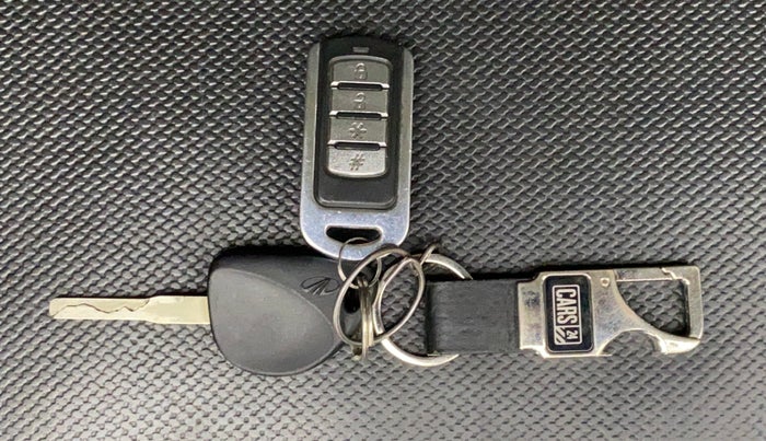 2018 Mahindra Scorpio S5 2WD, Diesel, Manual, 35,284 km, Key Close Up